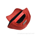 Rode corduroy geborduurde logo honkbalpet